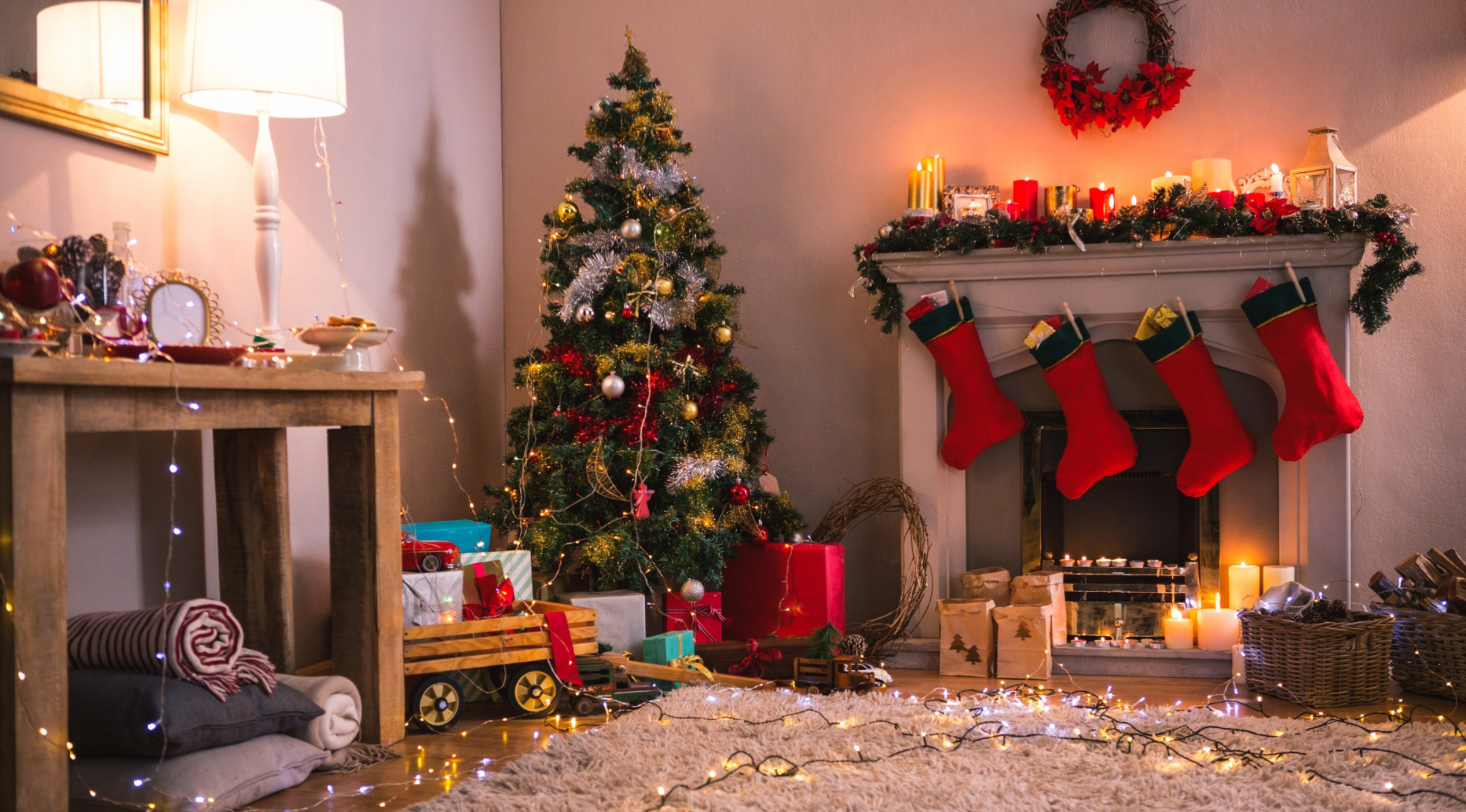 Bolt Insight - Christmas morning living room